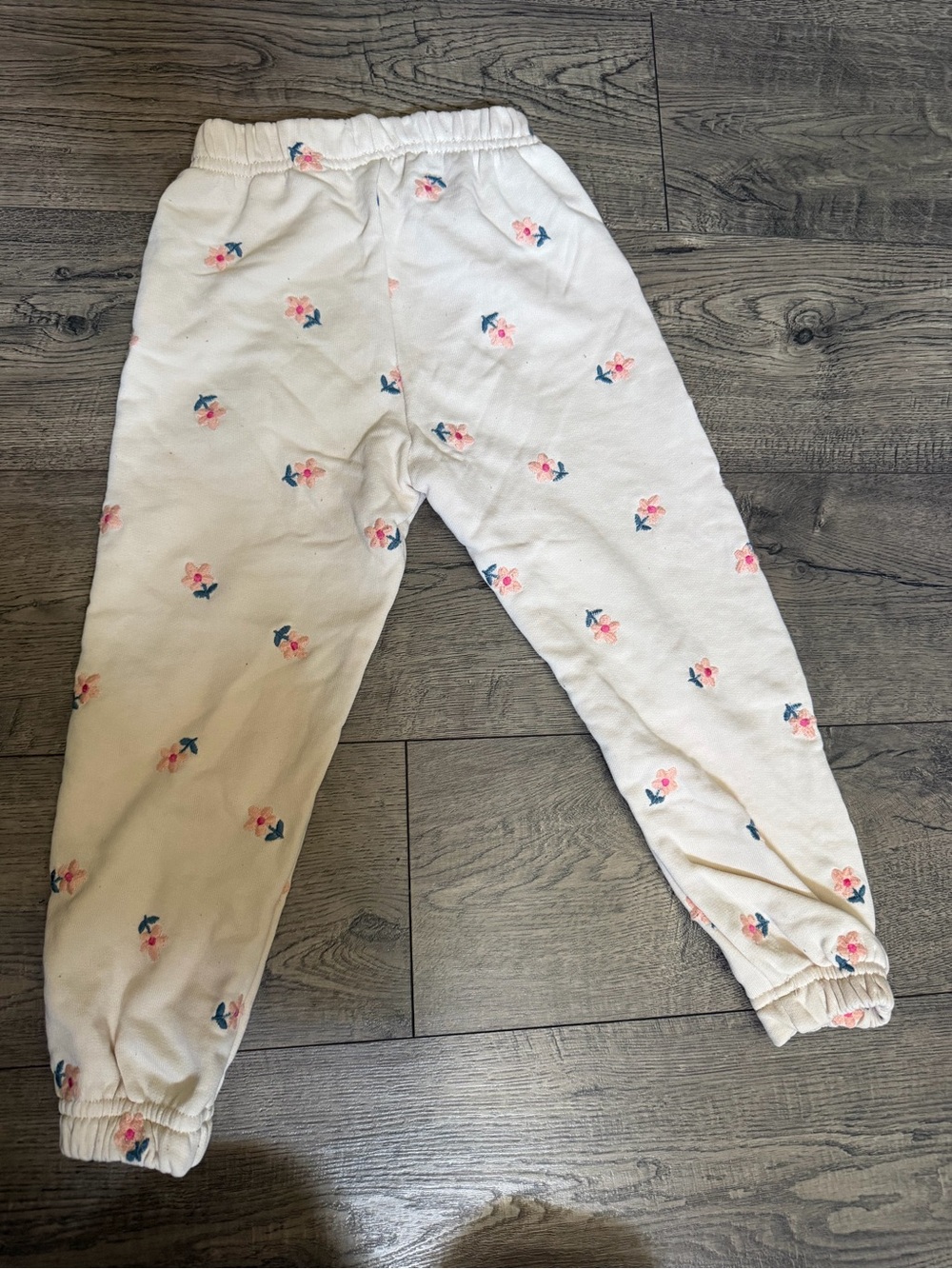 Zara White Jogger Pants with Pink Floral Print - Picture 3 of 4